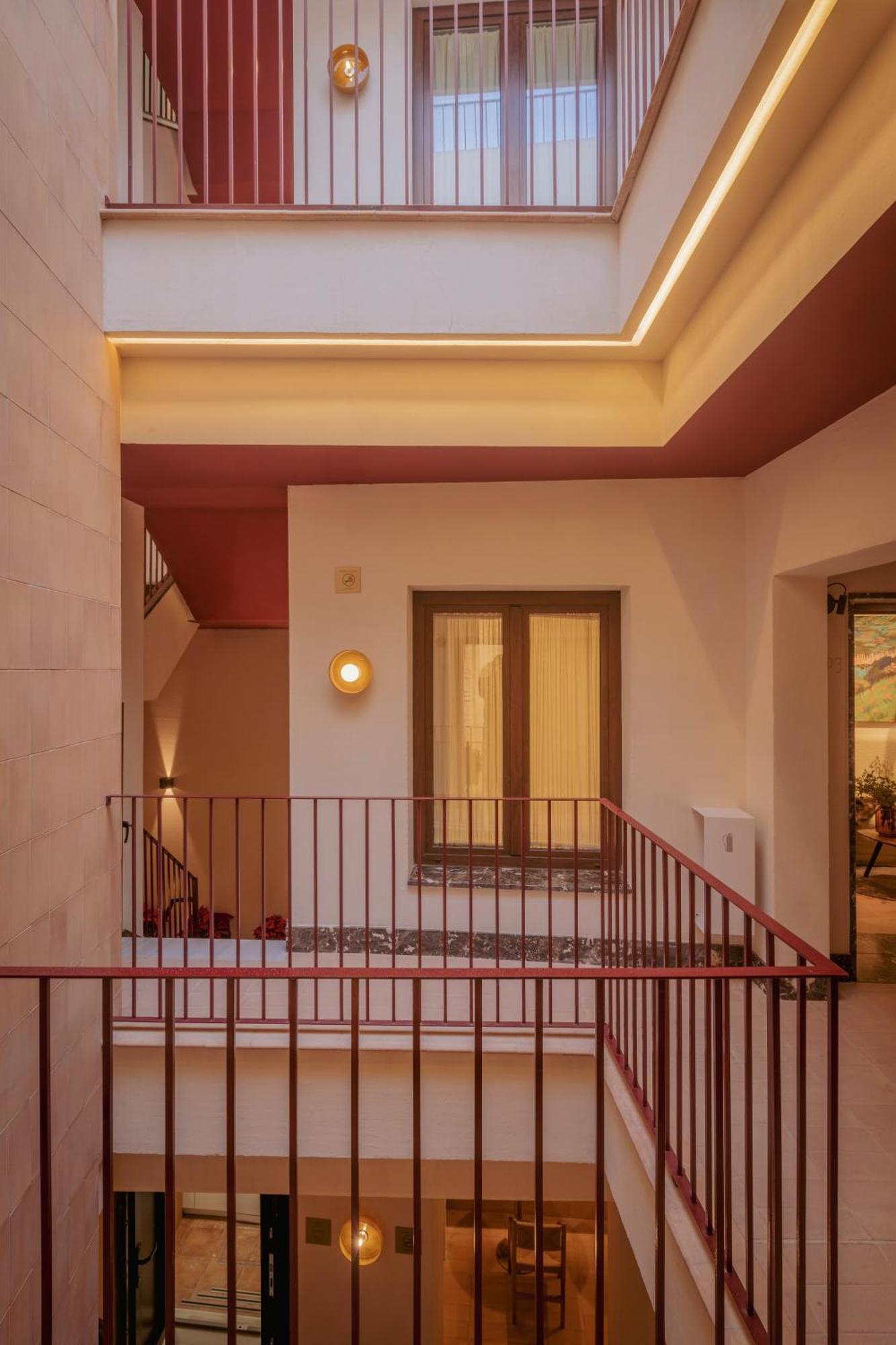 Отель Lirium Casa Patio Севилья Экстерьер фото